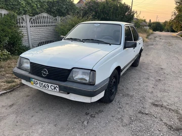 Авто Opel Ascona 1986 № 8013703