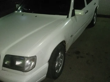 Авто Mercedes 250 1990 № 8013733