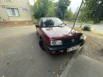 Авто Volkswagen Vento 1995 № 8013889