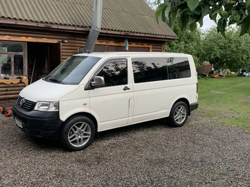 Авто Volkswagen Transporter 2005 № 8013915
