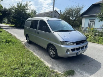 Авто Hyundai H200 2000 № 8013926