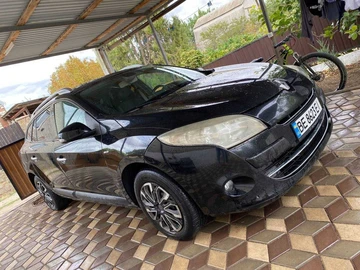 Авто Renault Megane 2011 № 8014017