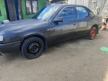 Авто Opel Vectra 1993 № 8014512
