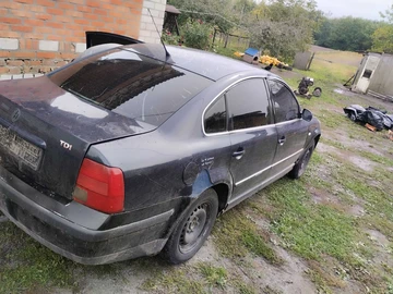 Авто Volkswagen Passat Sedan 1997 № 8014616