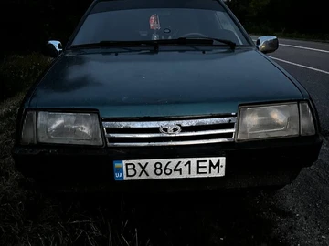Авто ВАЗ 21099 1999 № 8014667