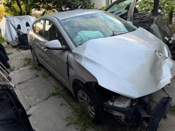 Авто Hyundai Elantra 2016 № 8014831