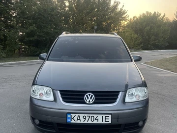 Авто Volkswagen Touran 2003 № 8015017