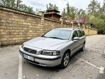 Авто Volvo V70 2005 № 8015049