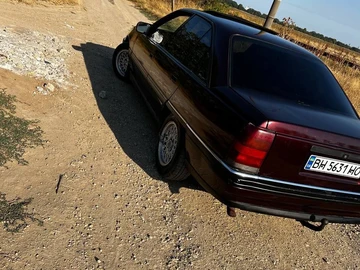 Авто Opel Omega 1992 № 8015075