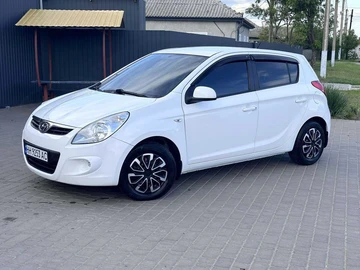Авто Hyundai I20 2010 № 8015251
