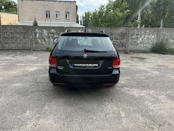 Авто Volkswagen Golf 2008 № 8015310
