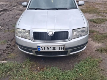 Авто Skoda Superb 2004 № 8015403