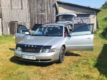 Авто Audi A4 1996 № 8015470