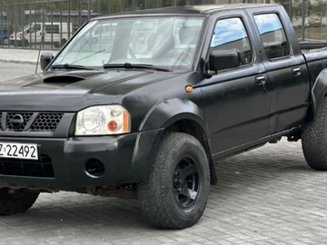 Авто Nissan Navara 2002 № 8015505