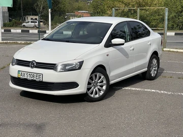 Авто Volkswagen Polo 2013 № 8015650