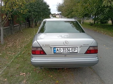 Авто Mercedes Mb 1994 № 8015667
