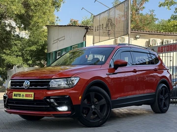 Авто Volkswagen Tiguan 2018 № 8015755