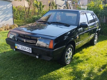 Авто ВАЗ 2109 1989 № 8015765