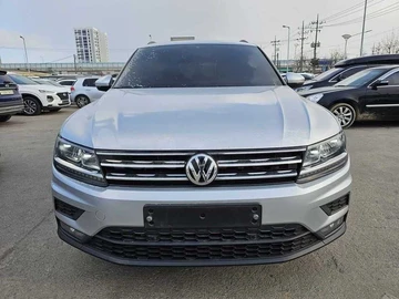 Авто Volkswagen Tiguan 2018 № 8016116