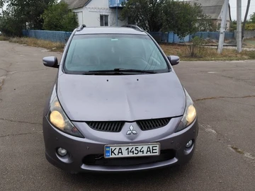 Авто Mitsubishi Grandis 2004 № 8016153