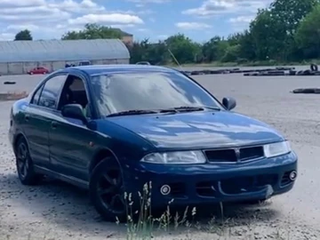 Авто Mitsubishi Carisma 1996 № 8016174