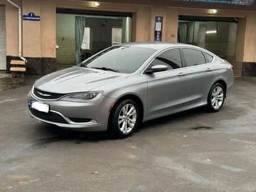 Авто Chrysler 200 2014 № 8016175