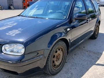Авто Volkswagen Golf 2003 № 8016323