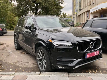 Авто Volvo Xc90 2017 № 8016440