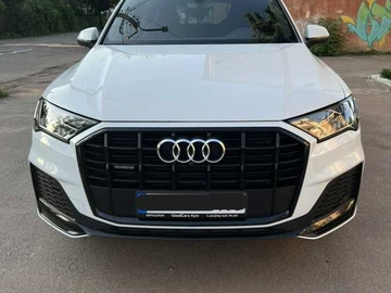 Авто Audi Q7 2020 № 8016525