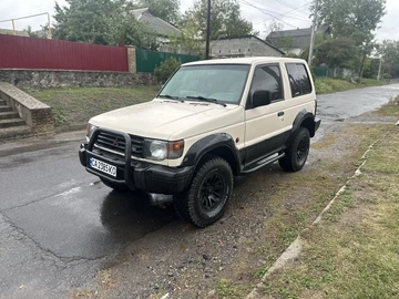 Авто Mitsubishi Pajero 1994 № 8016530