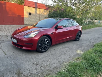 Авто Tesla Model 3 2019 № 8016690