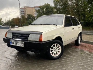 Авто ВАЗ 2109 1990 № 8016707