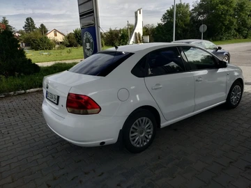 Авто Volkswagen Polo 2012 № 8016857