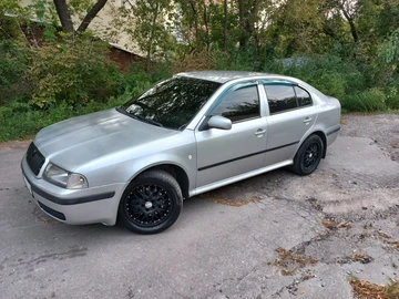 Авто Skoda Octavia 2000 № 8017065