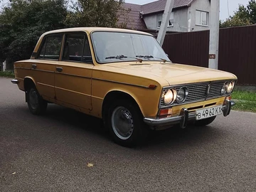 Авто ВАЗ 2103 1983 № 8017066