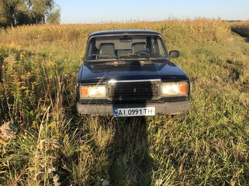 Авто ВАЗ 2107 1997 № 8017100