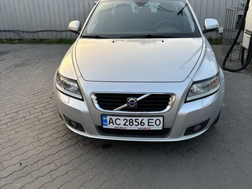 Авто Volvo V50 2009 № 8017107