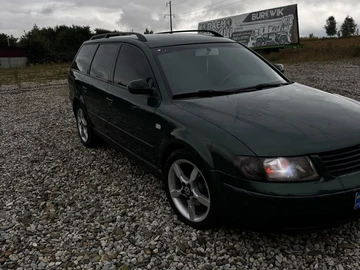 Авто Volkswagen Passat Variant 2000 № 8017417
