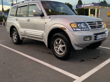 Авто Mitsubishi Pajero 2000 № 8017542