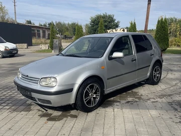Авто Volkswagen Golf 1998 № 8017553