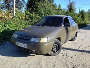 Авто ВАЗ 21102 1999 № 8017797