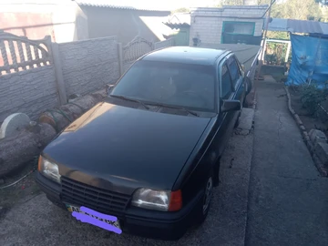 Авто Opel Kadett 1990 № 8017813