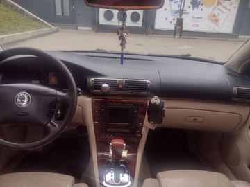 Авто Skoda Superb 2002 № 8017905
