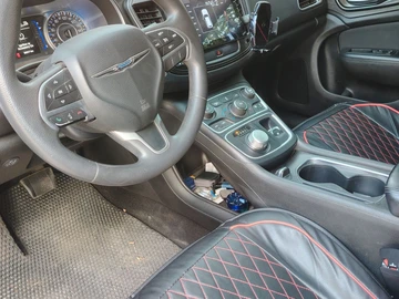 Авто Chrysler 200 2015 № 8018153