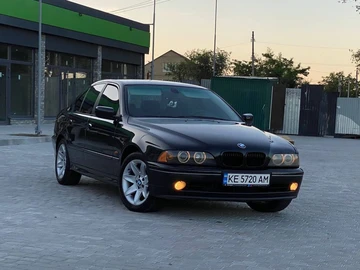 Авто BMW 5 Серия 2002 № 8018162