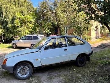 Авто ЗАЗ 1102 1993 № 8018173