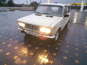 Авто ВАЗ 2103 1983 № 8018176