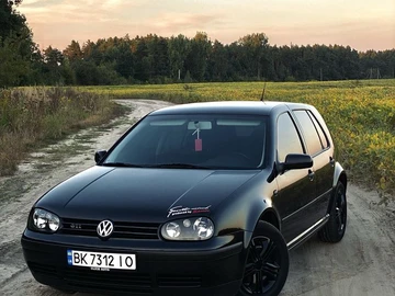 Авто Volkswagen Golf 2002 № 8018254