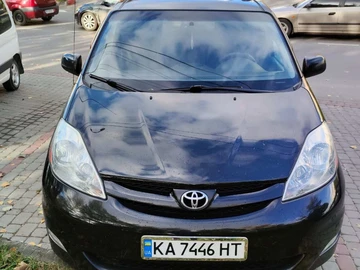Авто Toyota Sienna 2008 № 8018290