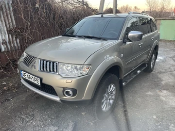 Авто Mitsubishi Pajero Sport 2012 № 8018467
